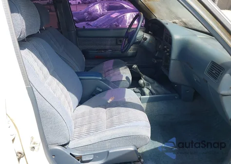 1991 Toyota 4Runner Vn39 Sr5 from USA, damaged, VIN JT3VN39W2M8019807